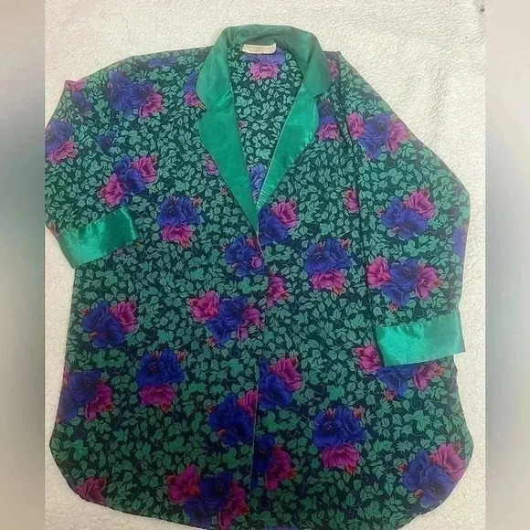 Victoria Secret Vintage Gold Label L - Picture 1 of 3